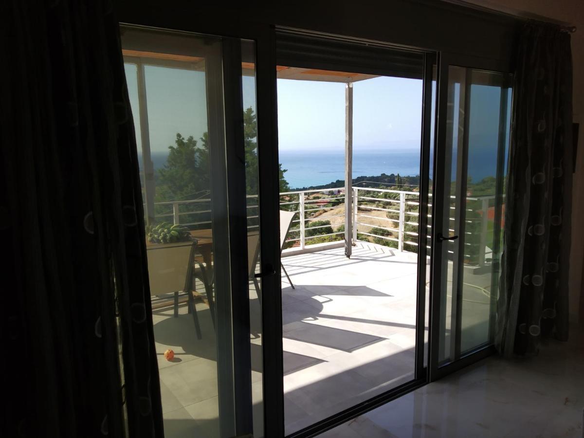 Blue View Sea Apartment Ratzaklion Exterior photo